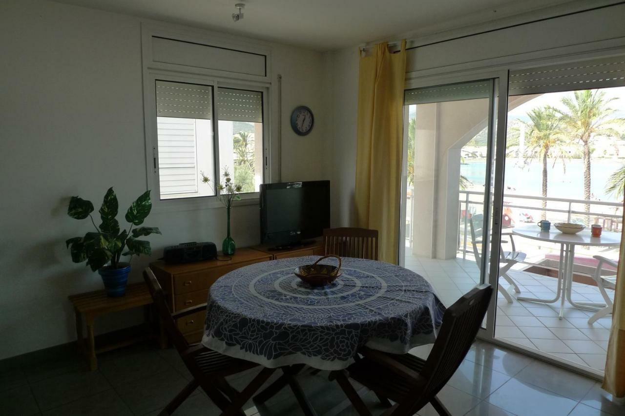 Platja Del Port Apartment Llanca Ngoại thất bức ảnh