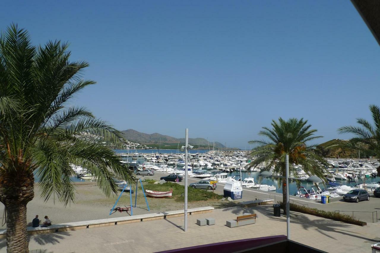 Platja Del Port Apartment Llanca Ngoại thất bức ảnh
