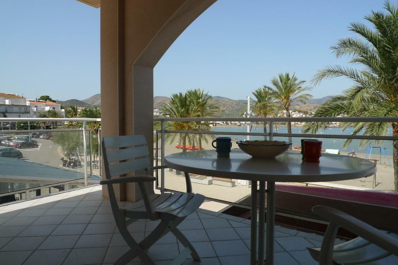 Platja Del Port Apartment Llanca Ngoại thất bức ảnh